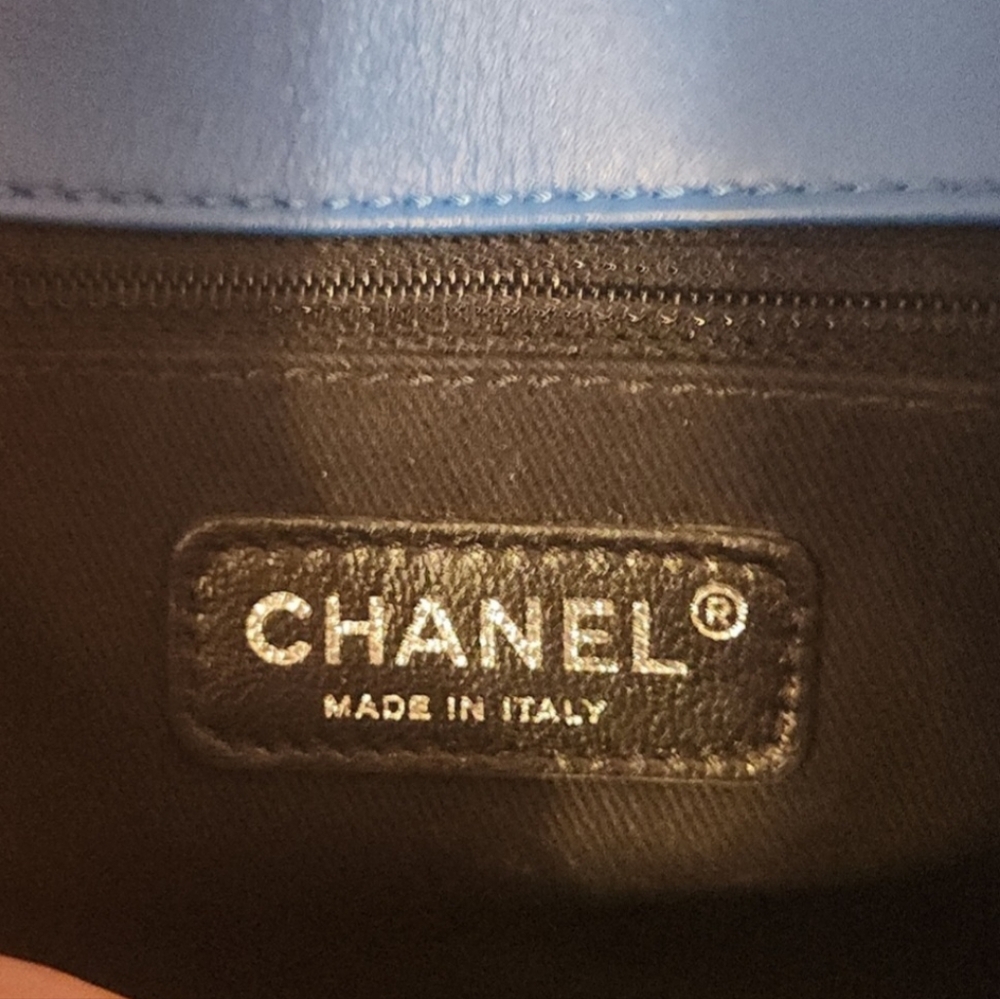 Chanel Patent Blue Medium Crossbody/ Shoulder Handbag 💙⚡️ - Picture 13 of 13